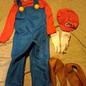 Kids Super Mario costume size medium 8-10